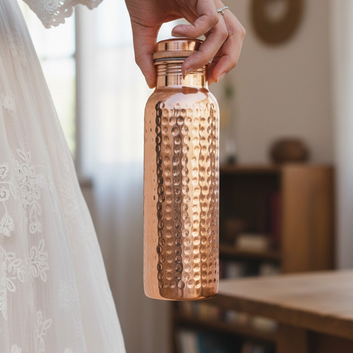 Avoirr Hand Hammered Copper Water Bottle – Artisan Crafted Ayurvedic Bottle